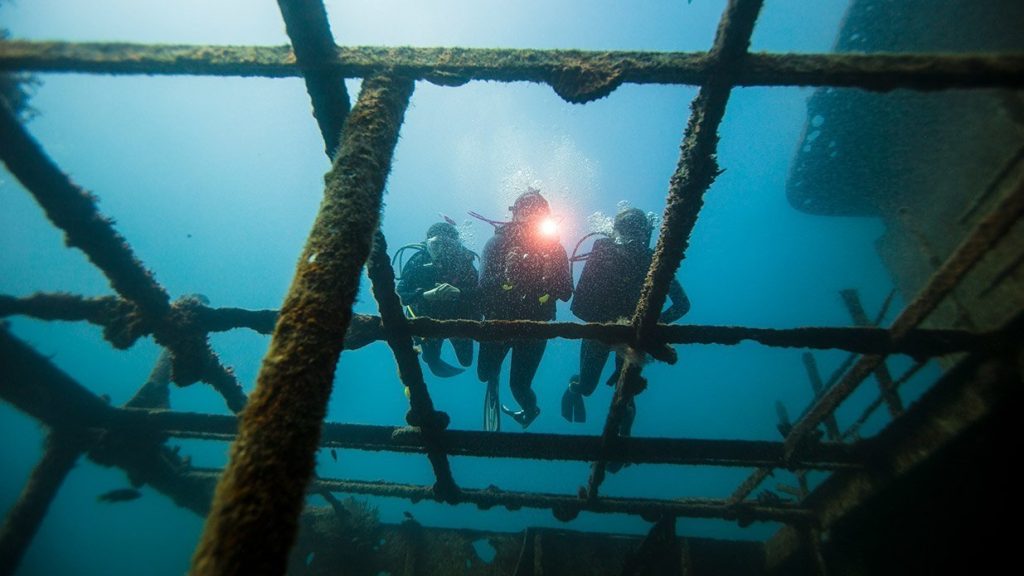 Advanced Open Water* + pacchetto 10 immersioni